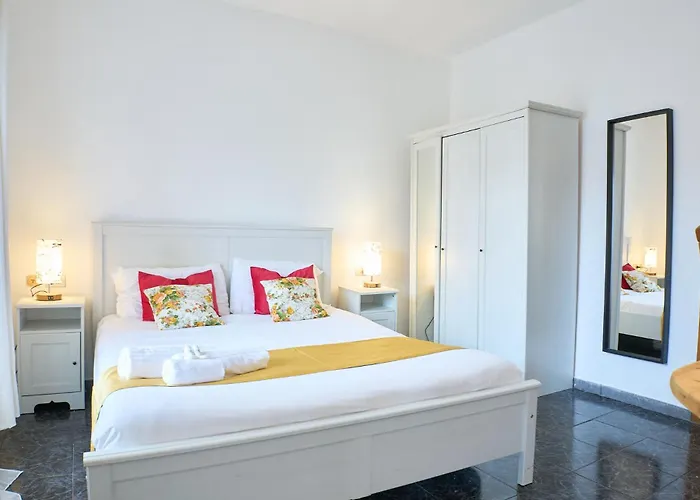 Xenia Apartments - Two-Room Apartment In Navigli Area