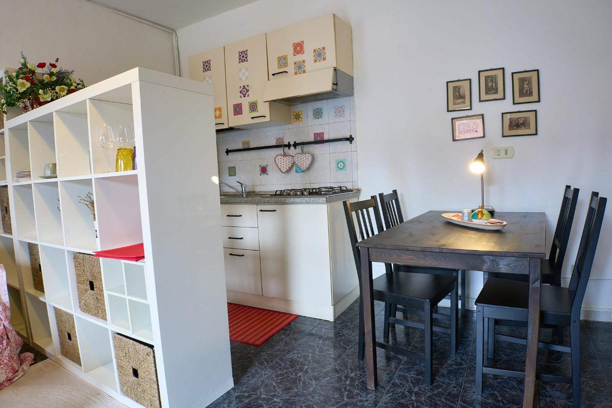 Xenia - Two-room In Navigli Area Appartement