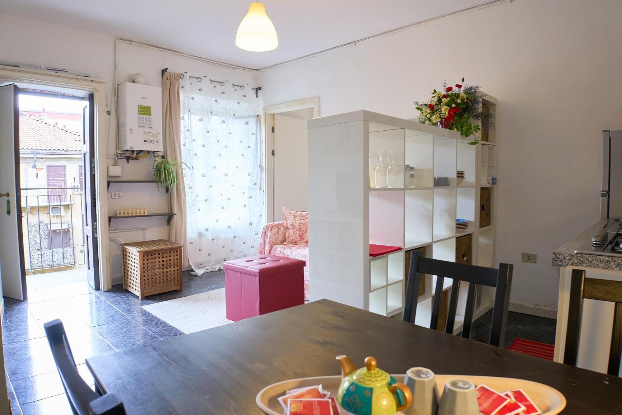 Xenia - Two-room In Navigli Area Appartement