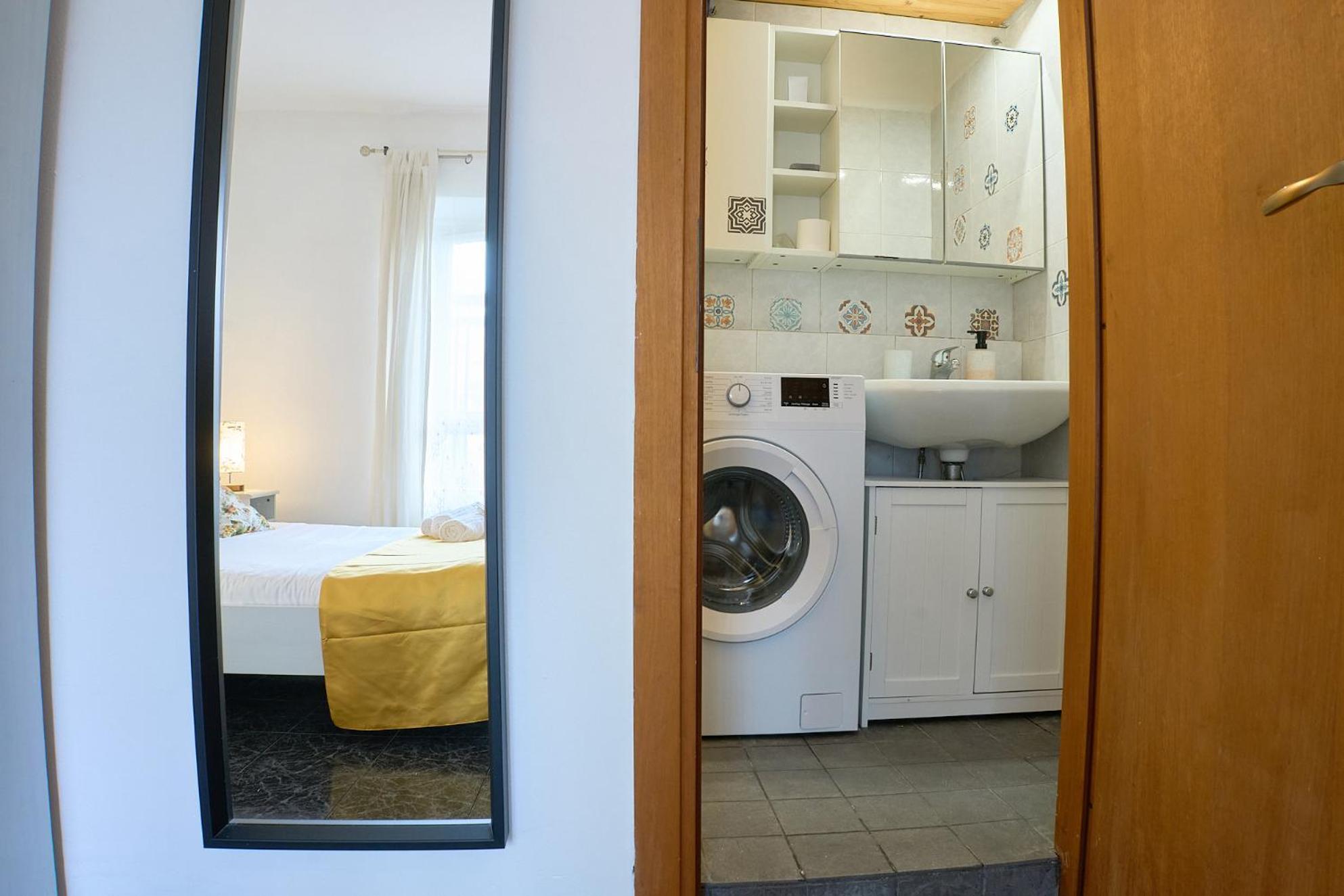 Xenia - Two-room In Navigli Area *