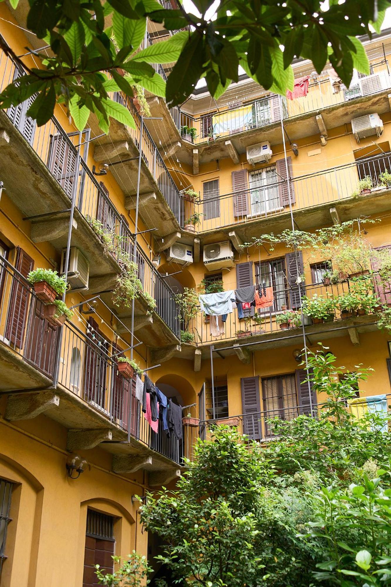 Xenia - Two-room In Navigli Area Appartement